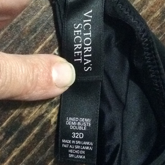 Victoria’s Secret Lined Demi Bra 32D - Picture 8 of 8